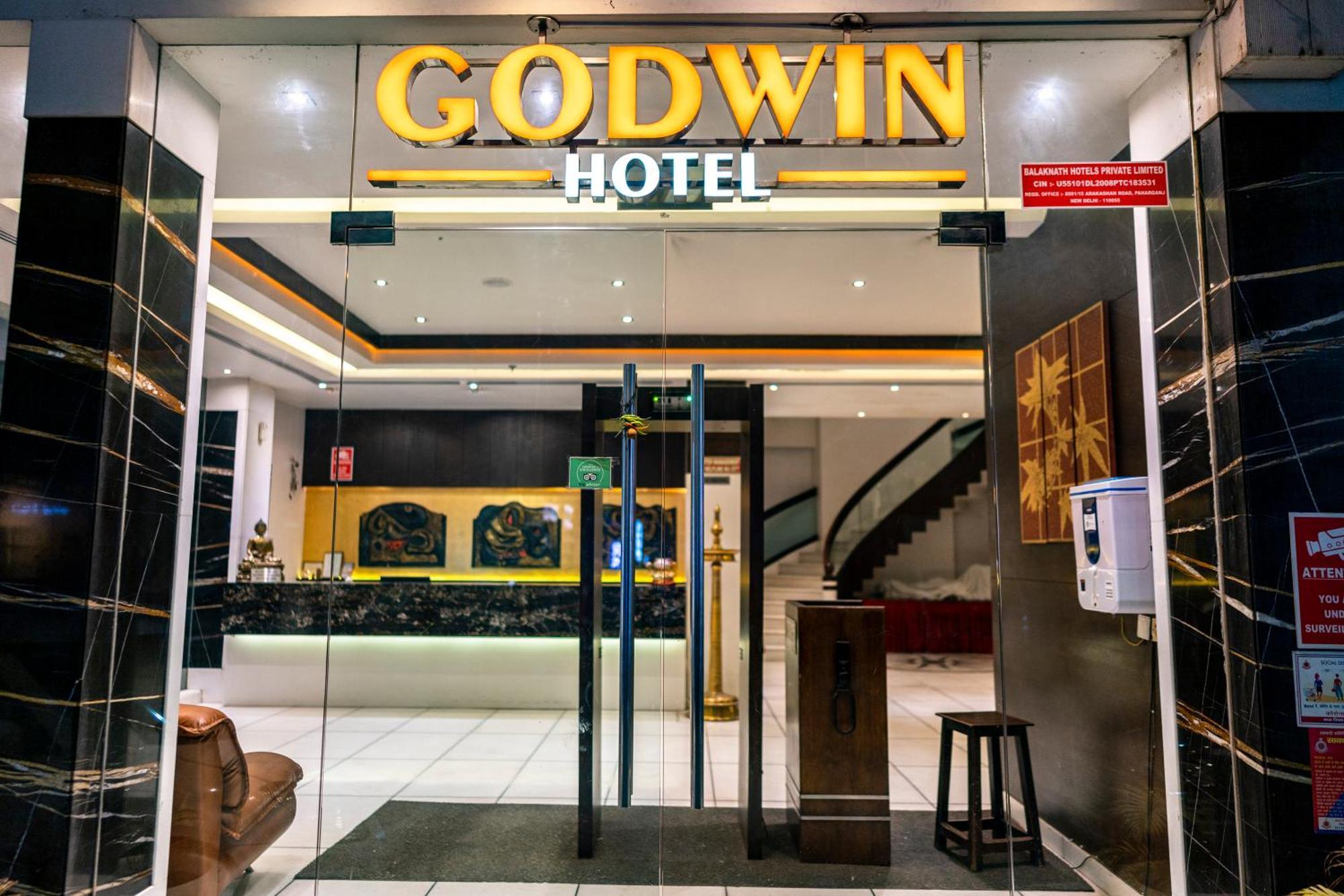 Hotel Godwin Deluxe -Near New Delhi Railway Station - Paharganj Dış mekan fotoğraf